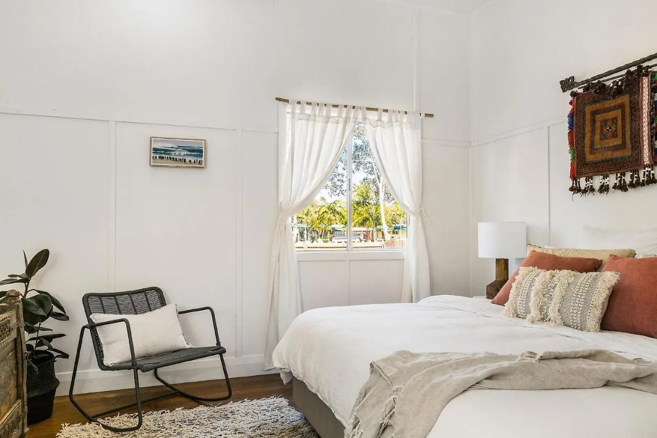 Bamboo Beach House Holiday home Byron Bay
